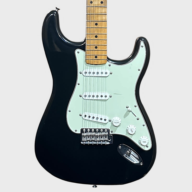 Fender Limited Edition Vintera II Road Worn '60s Stratocaster Electric Guitar 2025 - Black
