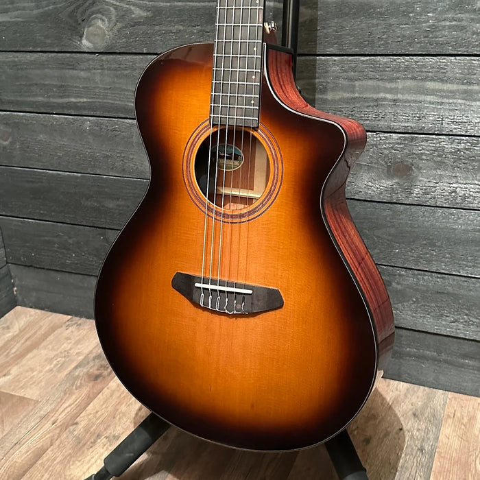 Breedlove Solo Concert CE Nylon String Acoustic-Electric Guitar w/ Case - Edge Burst